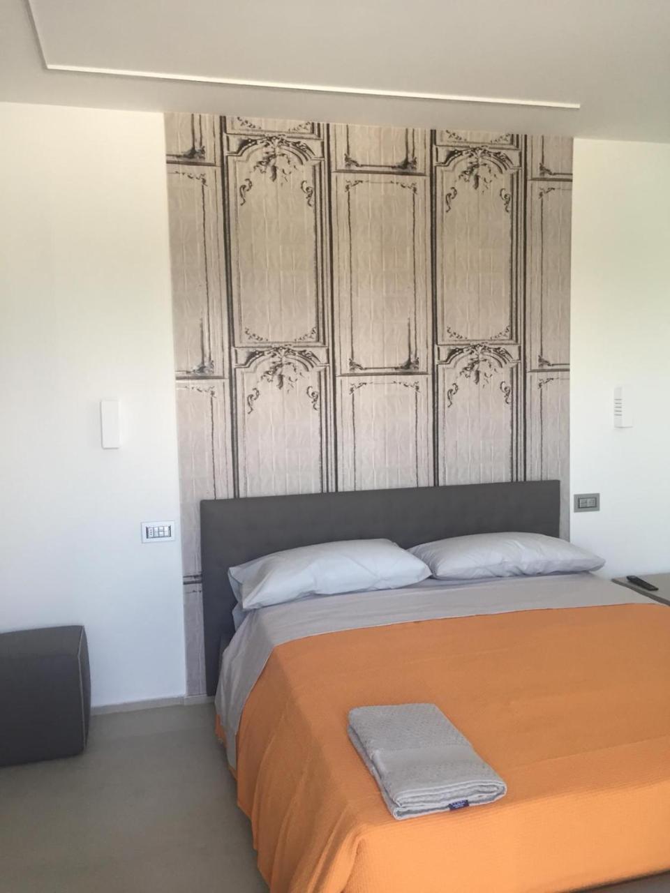 Habitación Triple con vistas al jardín